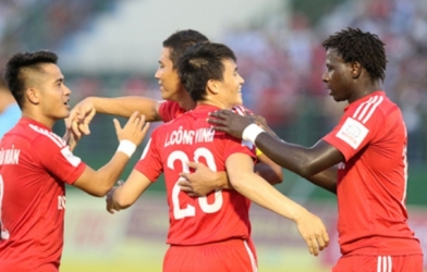 VIDEO: Tốp 5 bàn thắng đẹp vòng 13 V-League 2015