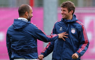 Khen ngợi Muller, Guardiola đập tan hy vọng của MU