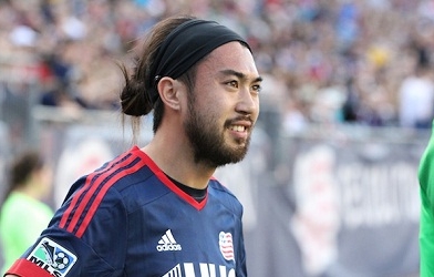 Những cầu thủ Việt Kiều thất bại khi hồi hương chơi bóng