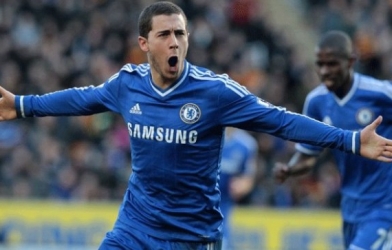 VIDEO: Eden Hazard solo qua 4 cầu thủ mở tỷ số cho Chelsea
