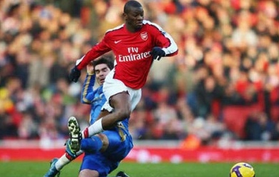 Cựu sao Arsenal đã tìm được bến đỗ mới