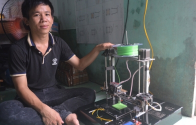 Ba chàng sinh viên Việt chế tạo thành công máy in 3D giá rẻ