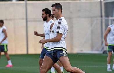 Ronaldo và Benzema không dự Audi Cup cùng Real