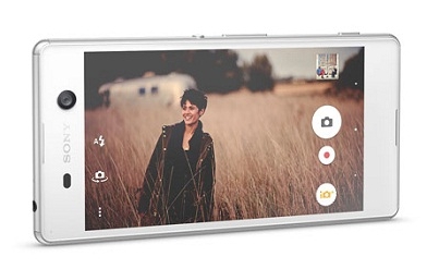 5 mẫu smartphone thiết kế đẹp sẽ bán ra trong tháng Tám