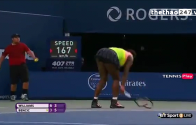 VIDEO: Serena đập nát vợt vì thua đối thủ 18 tuổi tại Roger Cup