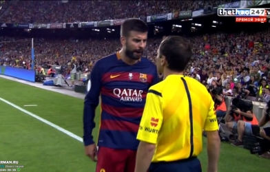 VIDEO: Pique nhận thẻ đỏ vì lỗi phản ứng với trọng tài