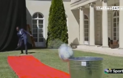 VIDEO: Các ngôi sao bóng đá thi tài sút bóng vào thùng rác