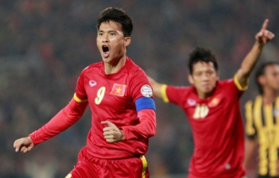 Công Vinh giành cú đúp giải thưởng của LĐBĐ Đông Nam Á