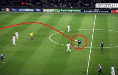 VIDEO: Chiêm ngưỡng 5 bàn thắng đẹp mắt được ghi từ giữa sân