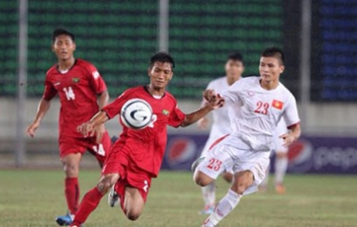 HLV Anh Tuấn chưa hài lòng với chiến thắng của U19 Việt Nam