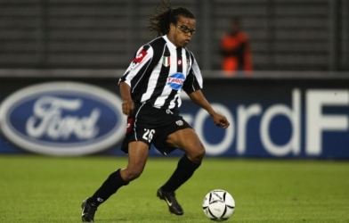 VIDEO: Edgar Davids - Cầu thủ Hà Lan với cặp kính 'siêu nhân'