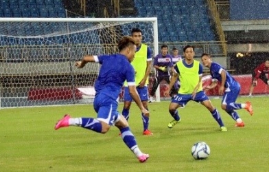 Chùm ảnh: ĐTVN rèn “vũ khí bí mật” để đánh bại Đài Loan trong mưa