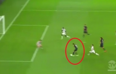 VIDEO: Di Maria bỏ lỡ đáng tiếc khi đối mặt thủ môn Bordeaux