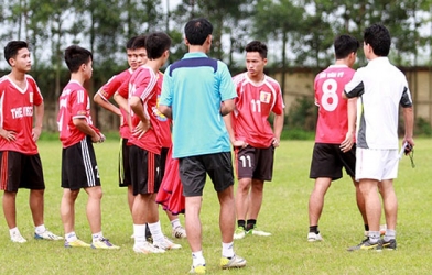 Ninh Bình bất ngờ tái xuất làng bóng đá Việt Nam