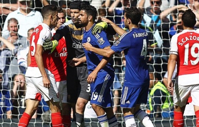 Chelsea 2-0 Arsenal: Tâm điểm trọng tài