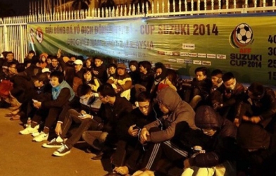 Giá vé trận Việt Nam - Thái Lan cao nhất 400.000 đồng