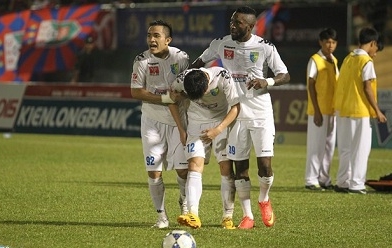 Thanh Hào trước nguy cơ bị cấm thi đấu, HLV Miura 'lâm nguy'