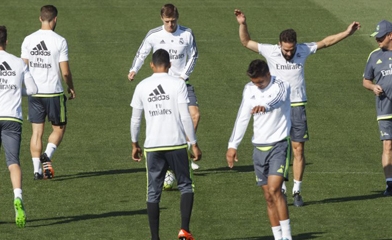 Real liên tiếp đón tin vui trước trận derby Madrid