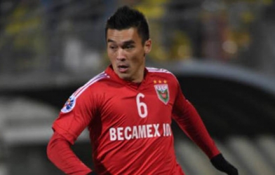 HLV Toshiya Miura triệu tập Đặng Văn Robert