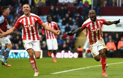 Video bàn thắng: Aston Villa 0-1 Stoke City (Vòng 8 Ngoại hạng Anh)