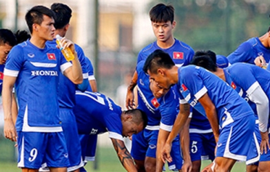 Điểm tin tối 7/10: HLV Miura loại 5 cầu thủ, Ánh Viên giành HC đầu tiên