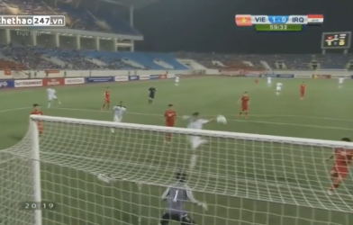 VIDEO: 2 pha cứu thua xuất thần liên tiếp của thủ môn Nguyên Mạnh