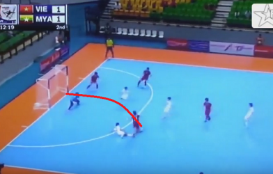 Văn Vũ tỏa sáng, tuyển Futsal VN cùng Úc dẫn đầu bảng B