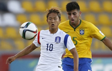 VIDEO: Màn trình diễn ấn tượng của Messi Hàn Quốc trước U17 Brazil