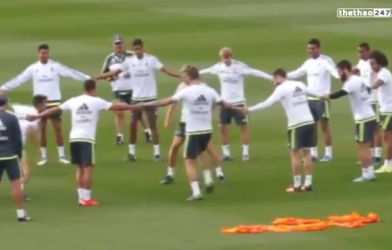 VIDEO: Bài đá ma với độ khó mới lạ của các cầu thủ Real Madrid