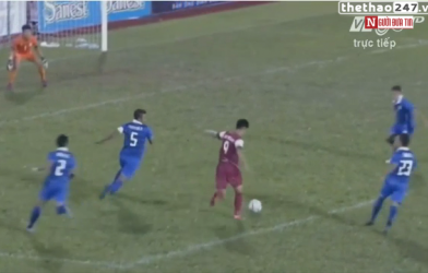 VIDEO: Pha solo ghi bàn đẹp mắt của Văn Thành vào lưới U21 Thái Lan