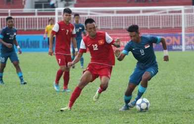 U21 Việt Nam nhẹ nhàng đánh bại U21 Singapore để tiến vào bán kết