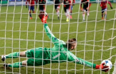 VIDEO: Pha cứu thua xuất thần của De Gea xuất sắc nhất vòng 13 NHA