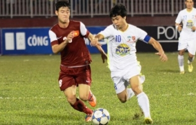 VIDEO: Những pha bóng mãn nhãn của cầu thủ U21 HAGL trước U21 Việt Nam