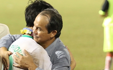 Bầu Đức tiếp 'doping' cho Công Phượng