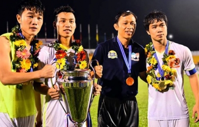 HLV U21 HAGL khen ngợi Công Phượng sau chiến thắng