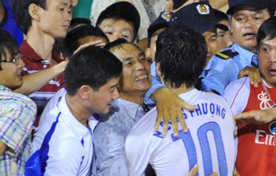 Bố Công Phượng chia sẻ cảm xúc về con trai