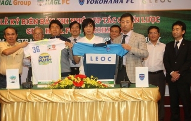 Lộ số áo mới của Tuấn Anh tại Nhật Bản