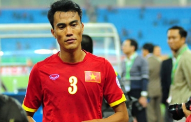 B.Bình Dương thanh lý hợp đồng với trung vệ Phước Tứ