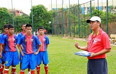 Danh thủ Trần Minh Chiến mất việc tại lò PVF