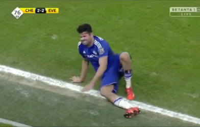 VIDEO: Tiểu xảo hài hước chỉ có ở Diego Costa