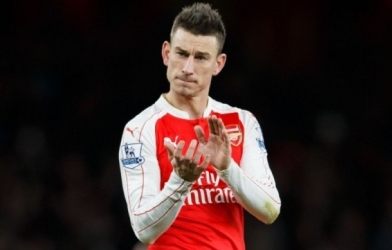 Koscielny muốn gắn bó với Arsenal