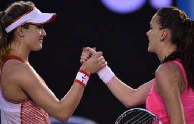 Australian Open 2016: Bouchard dừng bước trước Radwanska