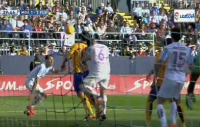 VIDEO: Barcelona mất oan 1 quả penalty vì trọng tài