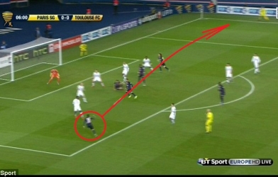 VIDEO: Cú sút thảm họa nhất trong sự nghiệp của Di Maria