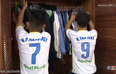 VIDEO: Văn Toàn - Hồng Duy háo hức chuẩn bị về quê ăn Tết