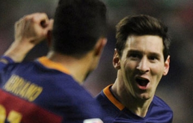 Messi lập kỷ lục, Barca thắng dễ Gijon