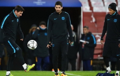 HLV Barca chỉ cần niệm chú, mọi chuyện cứ để MSN lo