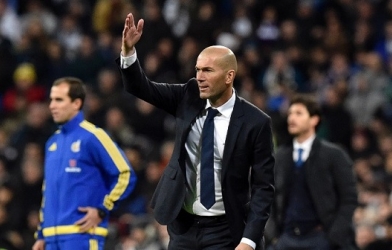 Zinedine Zidane nhắm hai sao thay thế Luka Modric