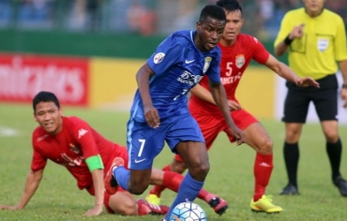 Phóng viên Úc: Sân Bình Dương không phải là nơi đến để du lịch