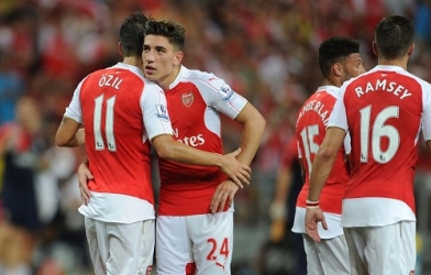 Arsenal mất nhạc trưởng trước đại chiến Man Utd